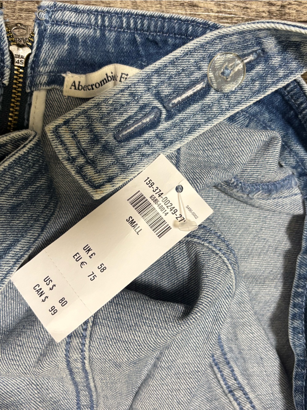 Abercrombie & Fitch Light Wash Denim Dress - Picture 3 of 3